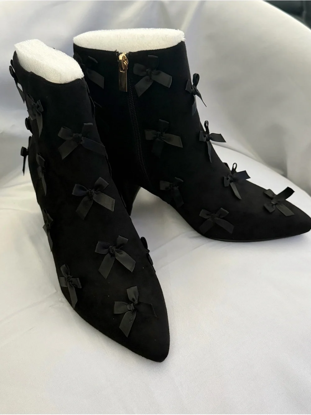 N/A chic black